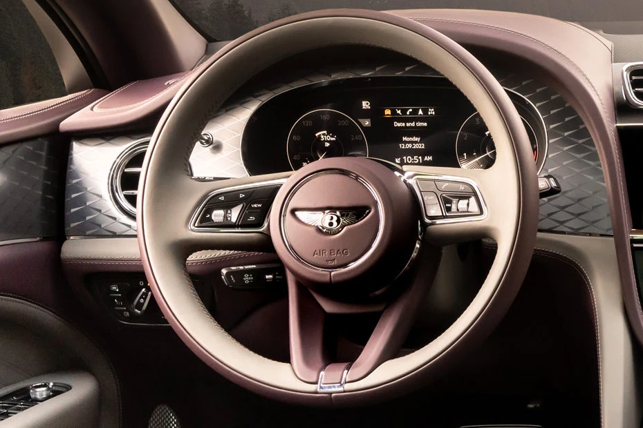 Bentayga — Photo