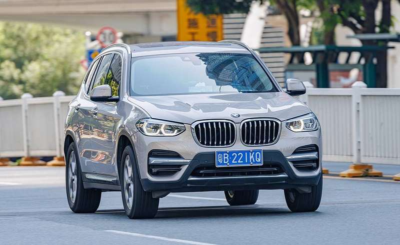 X3 — Exterior