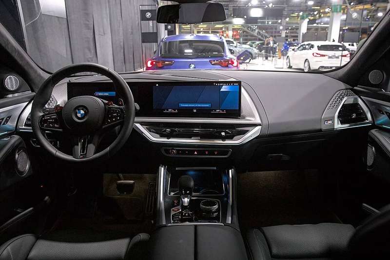 XM — Exterior
