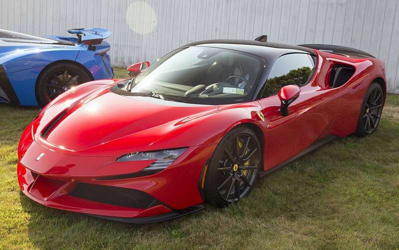 SF90 Stradale — Exterior