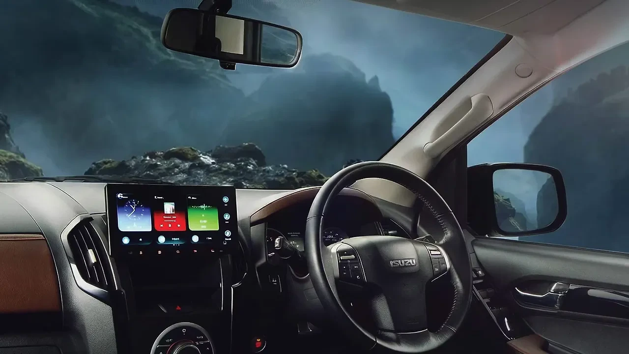 D-Max V-Cross — Photo