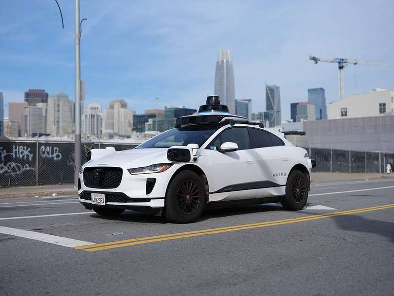 F-Pace — Photo