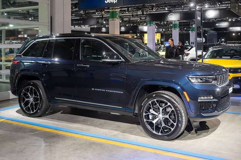 Grand Cherokee — photo