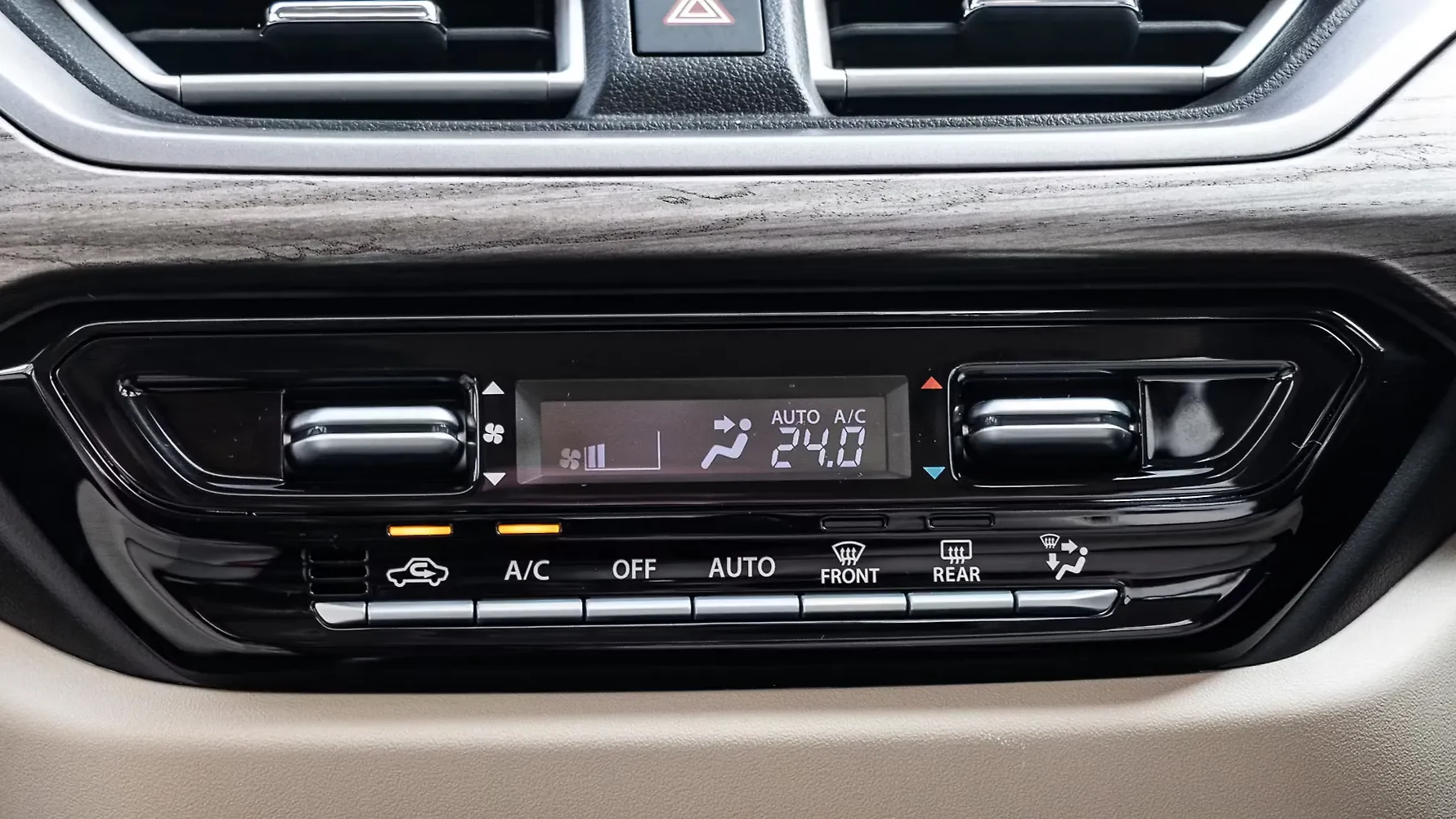 Dzire — Photo