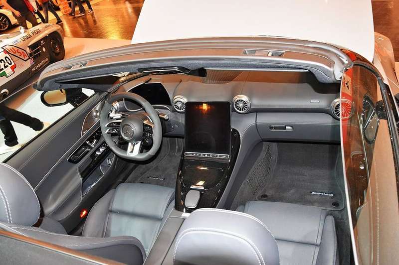 AMG SL 55 — Interior