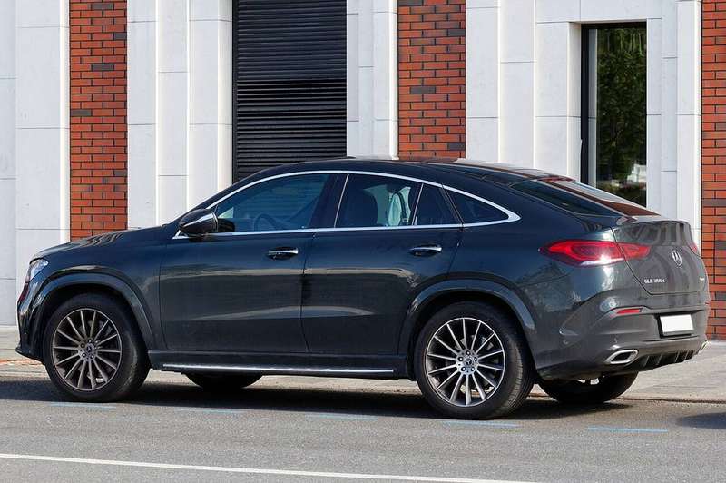 GLE — Exterior