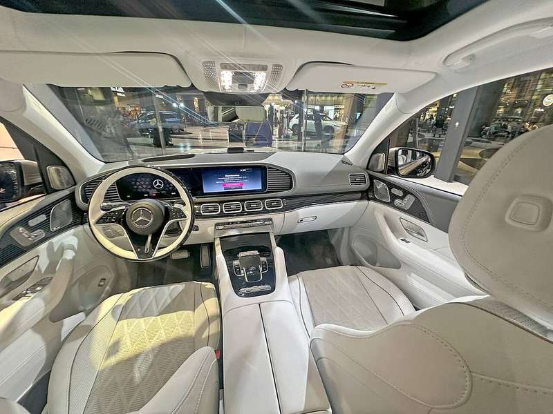 Maybach GLS — Interior