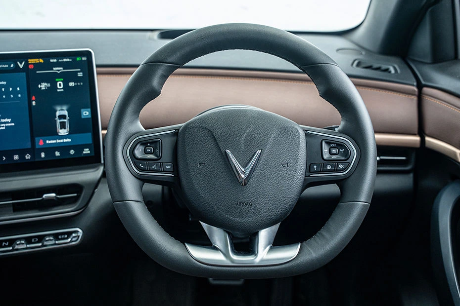 VF6 — Photo