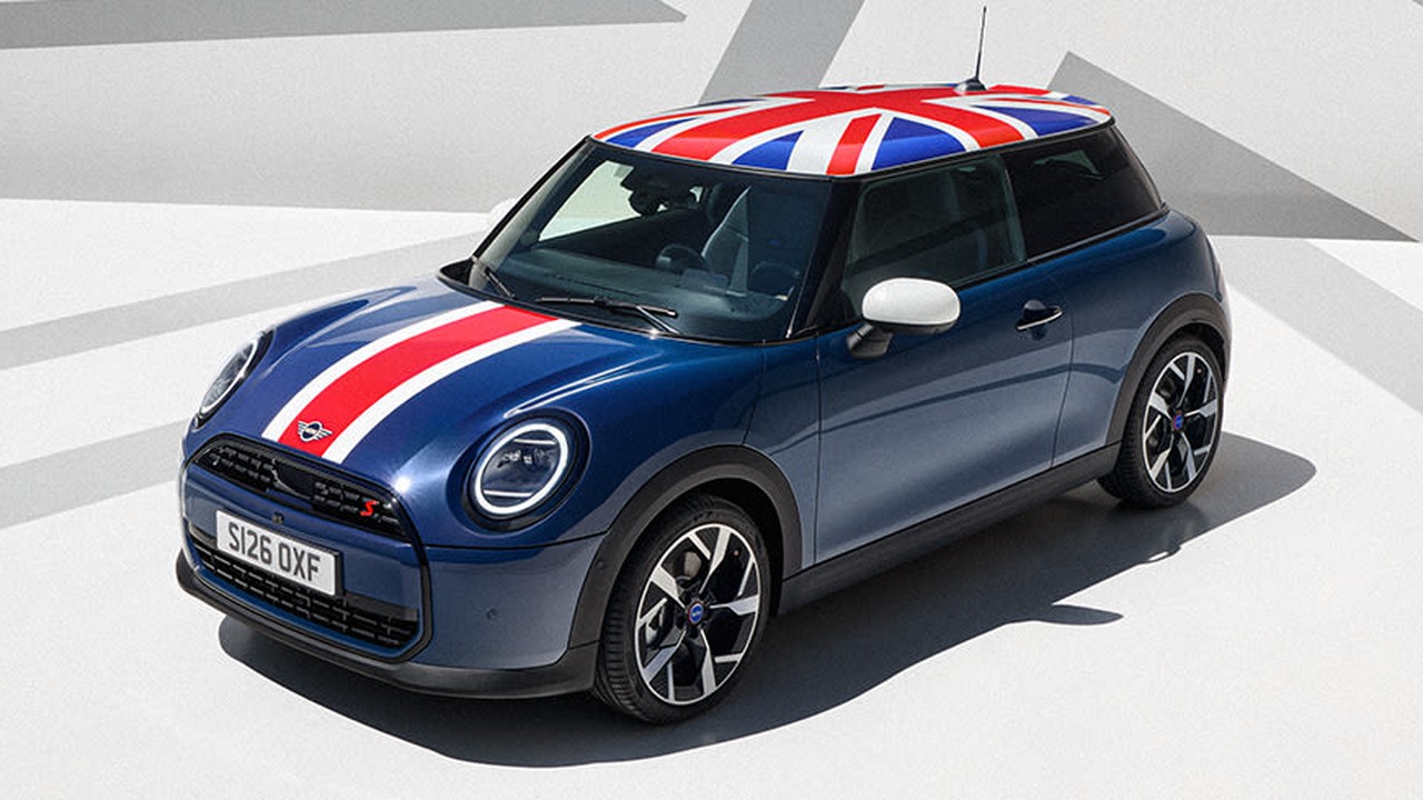Mini Cooper Oxford Edition: Union Jack छत वाली लिमिटेड एडिशन, ₹55.50 लाख में लॉन्च